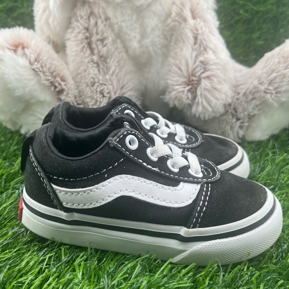 Vans Old Skool Toddler Sneakers Black White Classic First Shoes Size 5
